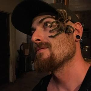 Meet your Posher, Ethan